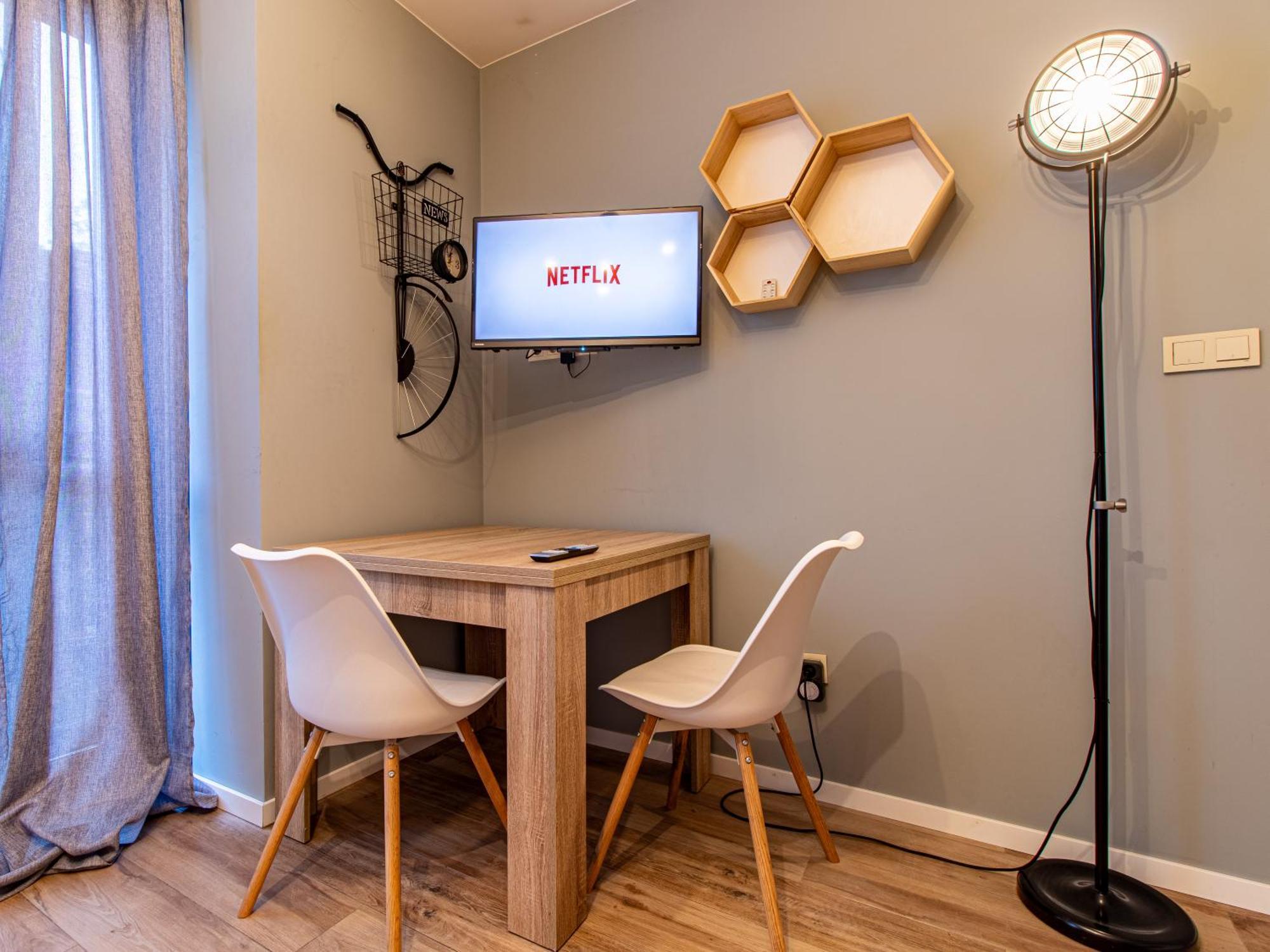 Stay & Explore Sofia - Central Studio Exterior photo